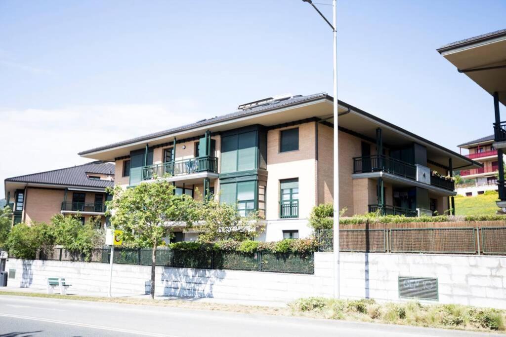 Berlín - Basquenjoy Hondarribia Exterior foto