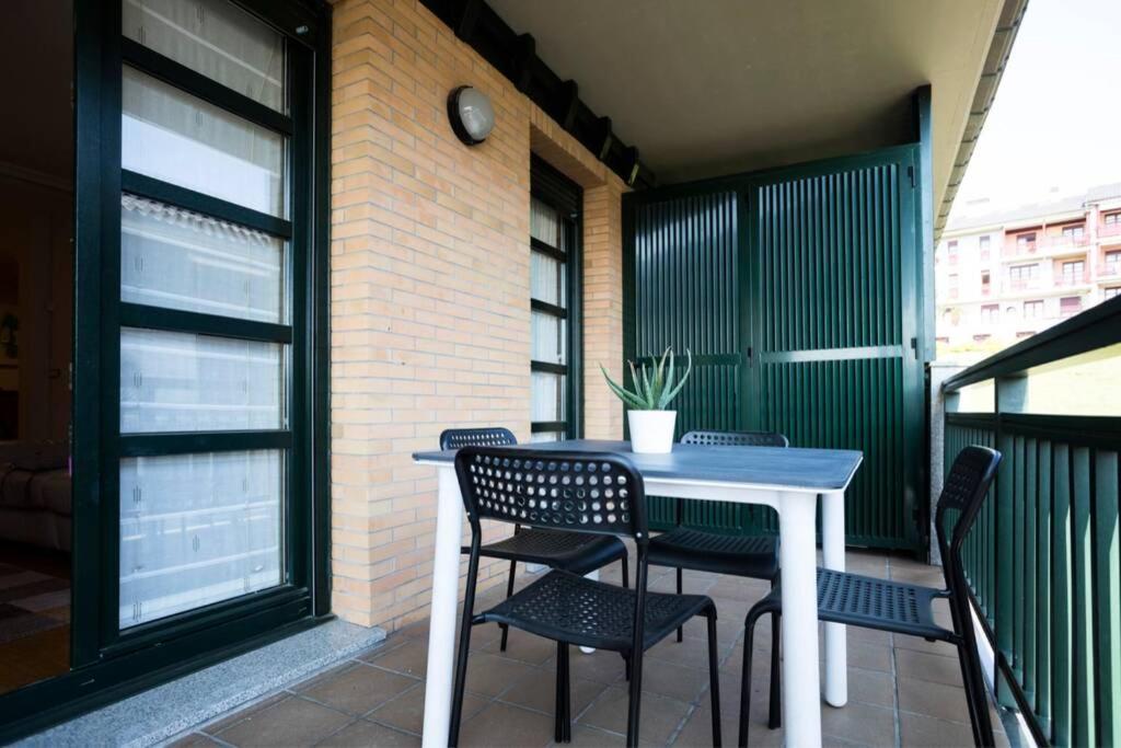 Berlín - Basquenjoy Hondarribia Exterior foto